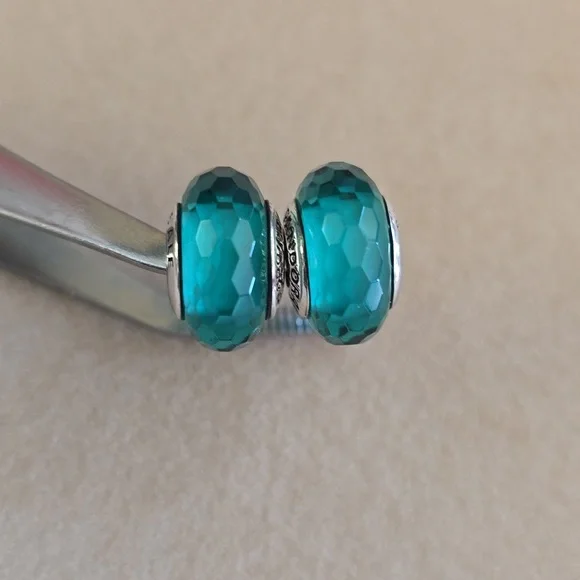 2pc Pandora Turquoise / Sea Green Glass Faceted Charm Beads - Picture 4 of 5